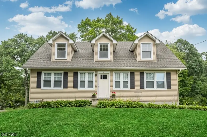 2 Glen Ave, Budd Lake, NJ 07828 - #1