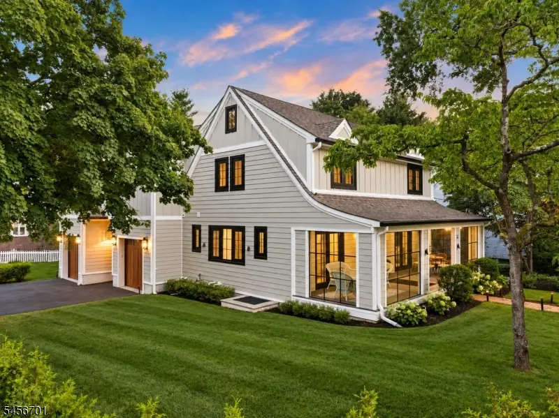 34 Pine Ter, Millburn, NJ 07078 - #1