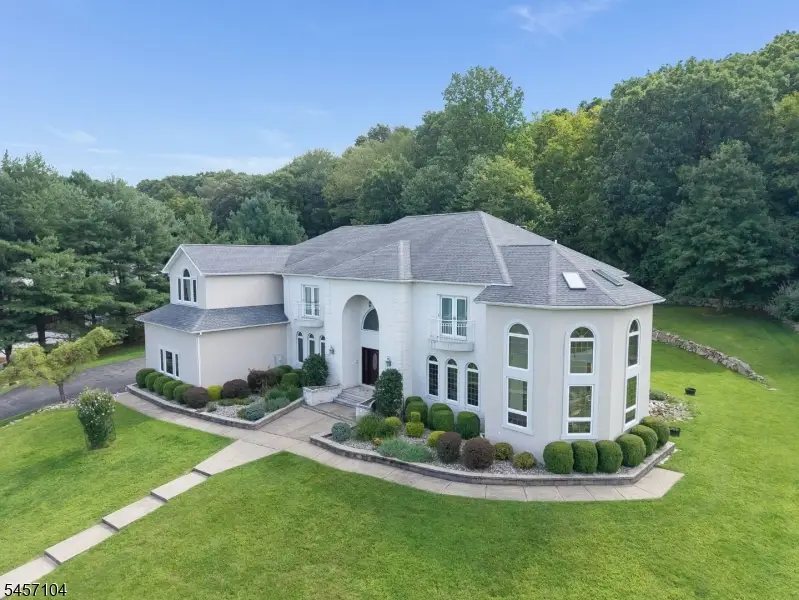 91 Frog Hollow Rd, Tewksbury, NJ 07830 - #2