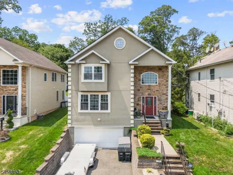 39 Paterson Ave, Clifton, NJ 07014 - #2
