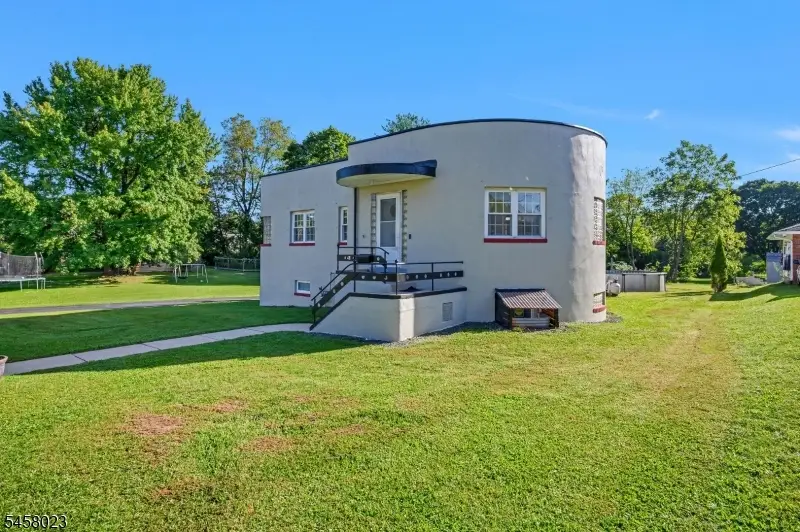 48 Elwood Ave, Flemington, NJ 08822 - #3