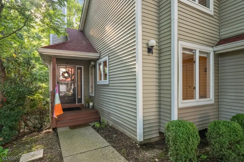 2 Ridgeview Ter, Oak Ridge, NJ 07438 - #3