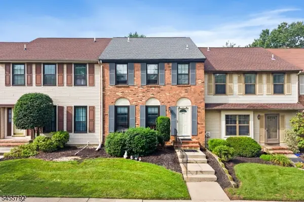 403 Bradford Ct, Hillsborough Twp., NJ 08844