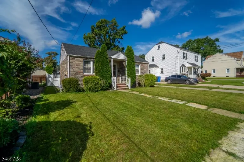 63 Gordon Ave, Fords, NJ 08863 - #3