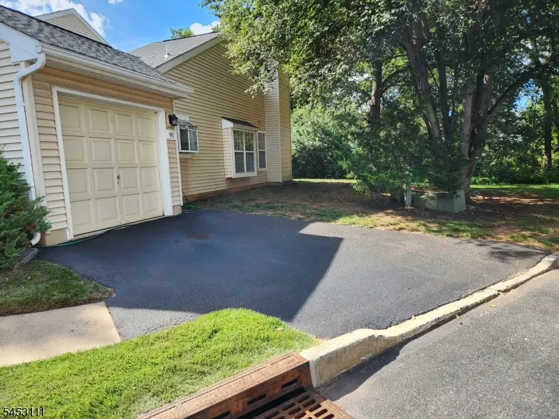 91 Stonehedge Ct #91, Franklin, NJ 08873 - #2