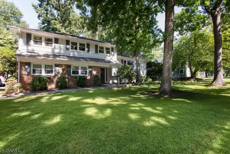 35 Rock Road West, Green Brook, NJ 08812 - #2