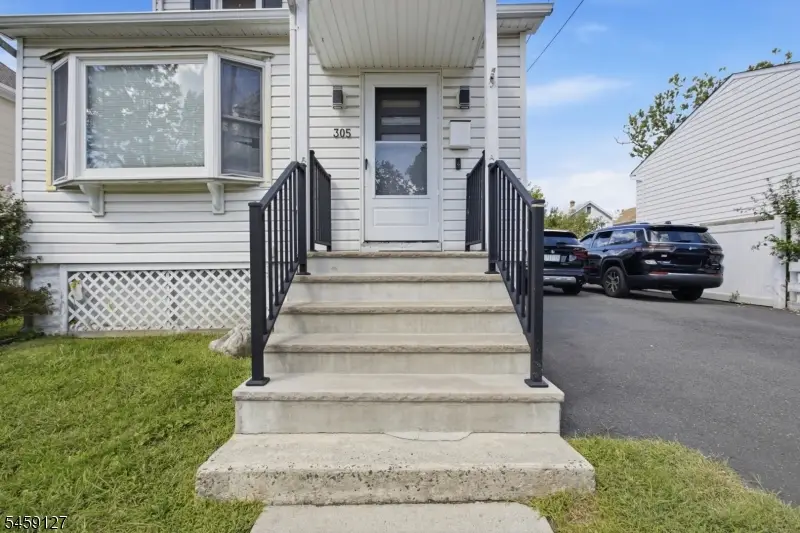 305 Stockton Ave, Roselle, NJ 07203 - #2