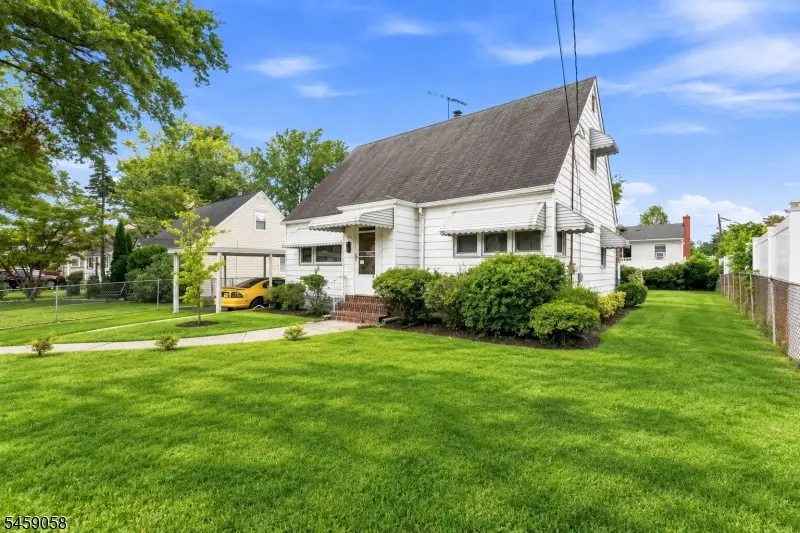 895 Apgar Ter, Rahway, NJ 07065 - #3