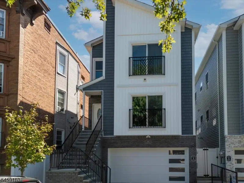 192 Amherst St, East Orange, NJ 07018 - #2