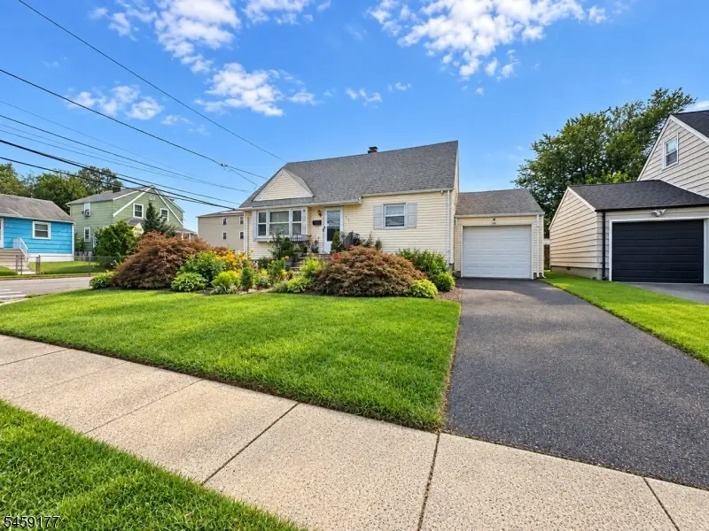 611 Green St, Elizabeth, NJ 07202 - #2
