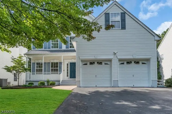 59 Huntley Way, Bridgewater Twp., NJ 08807