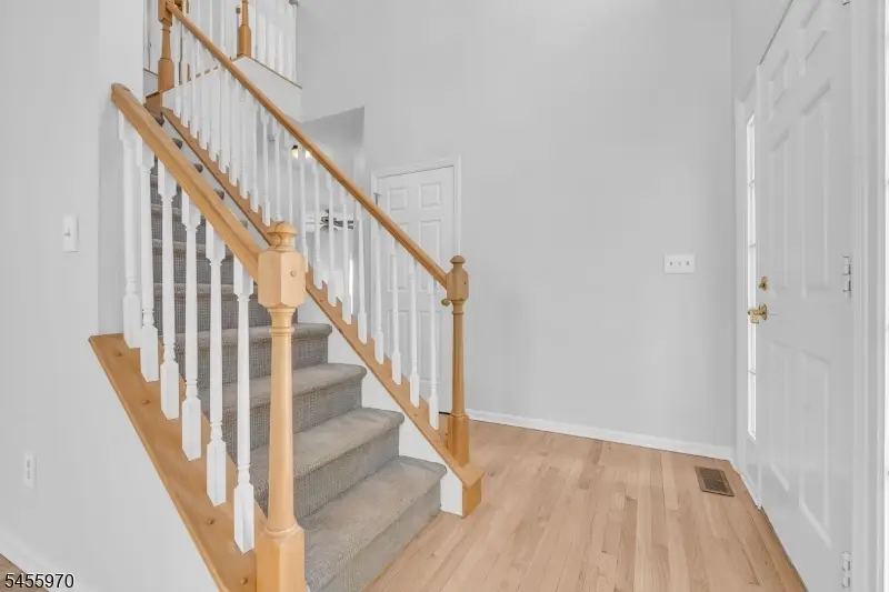 59 Huntley Way, Bradley Gardens, NJ 08807 - #2