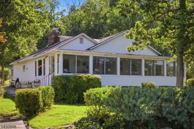 25 Cottage Ave, Frankford, NJ 07860 - #3