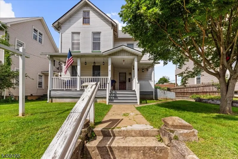 18 State St, Washington, NJ 07882 - #2