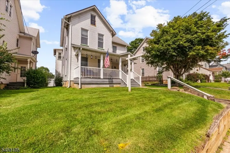18 State St, Washington, NJ 07882 - #3