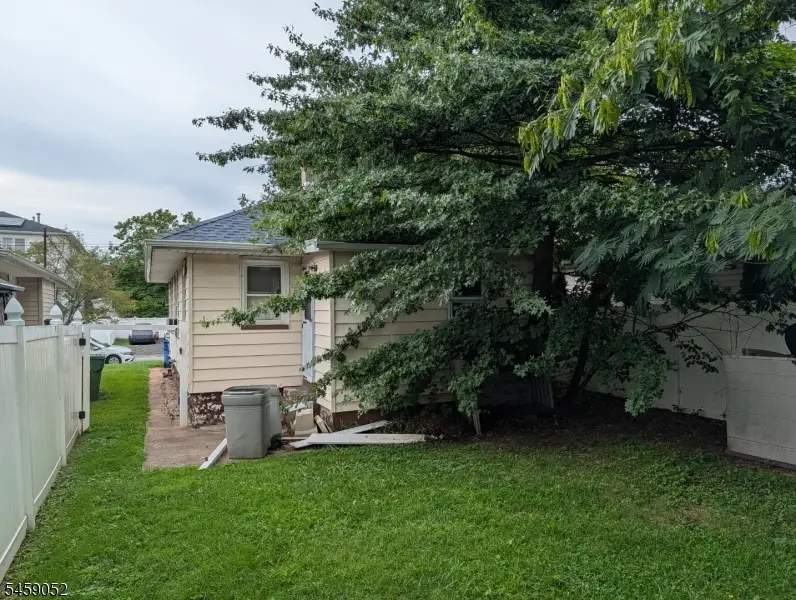 215 Madison St, Linden, NJ 07036 - #1