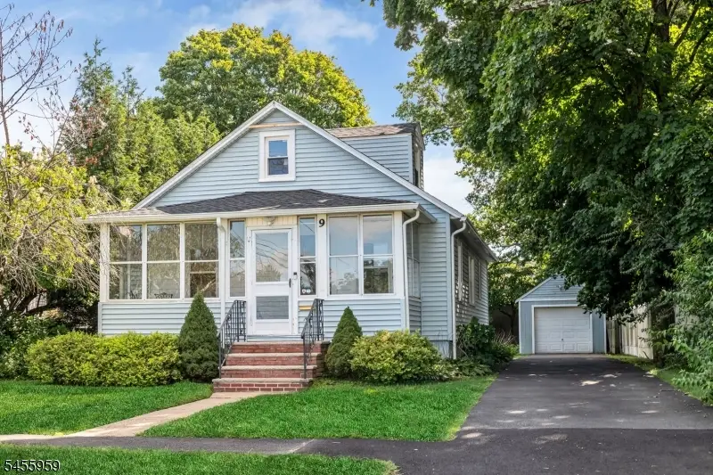 9 Delmar Ave, Morris, NJ 07950 - #1