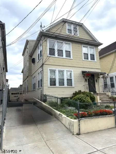 411 E 26th St, Paterson, NJ 07514 - #2