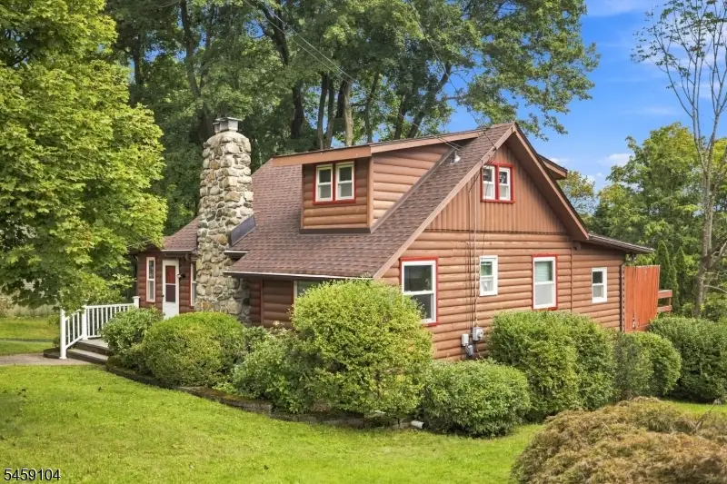 4 Cohocton Rd, Highland Lakes, NJ 07422 - #1