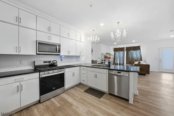 1 Sadie Cir #1101, Union Twp., NJ 07083