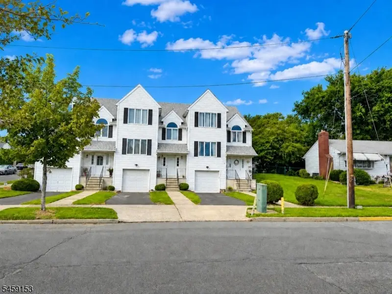 271 W High St, Bound Brook, NJ 08805 - #2