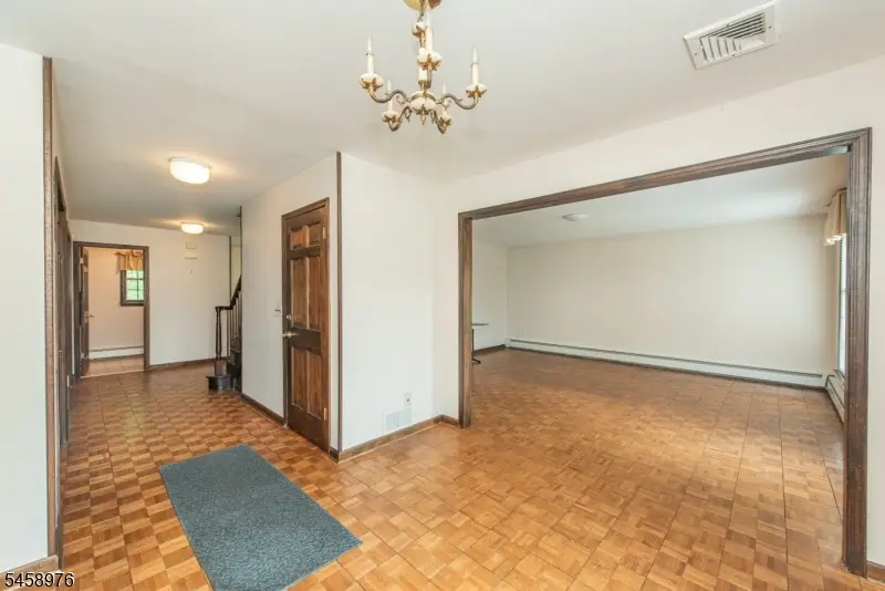 251 Big Piece Rd, Fairfield, NJ 07004 - #2