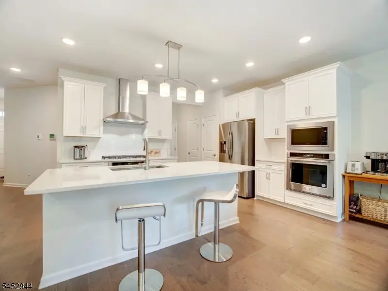 8 Dahlia Dr, Warren, NJ 07059 - #3