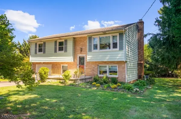 17 Ridge Rd, Raritan Twp., NJ 08822