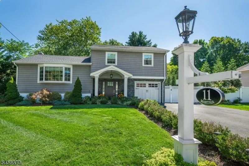 11 Martha Rd, Roseland, NJ 07068 - #3