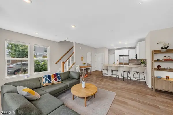 3 Sadie Cir #3101, Union Twp., NJ 07083