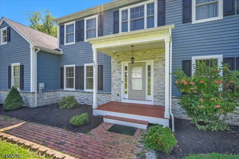 657 Foothill Rd, Green Knoll, NJ 08807 - #2