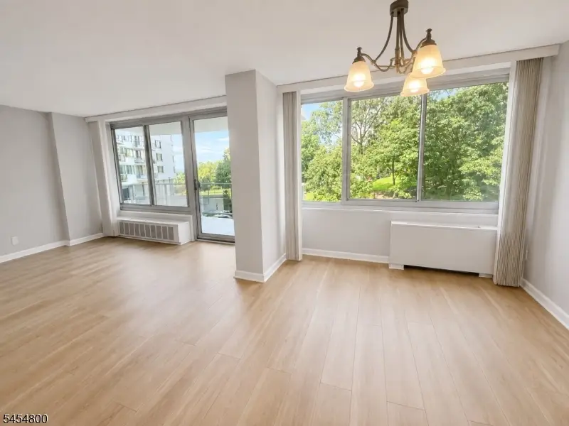 1 Claridge Dr #114, Verona, NJ 07044 - #3
