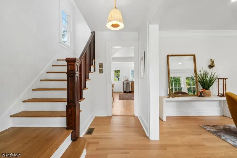 28 Oberlin St, Maplewood, NJ 07040 - #2