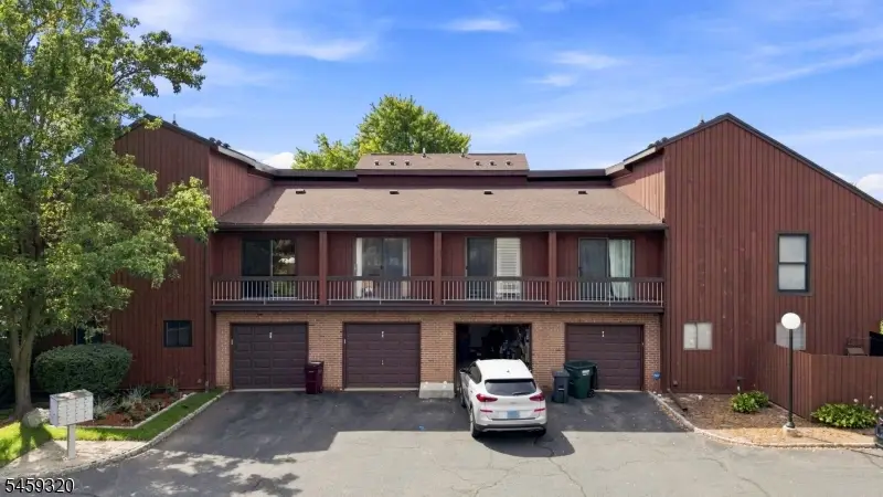 25 Bloomingdale Dr #2C, Hillsborough, NJ 08844 - #3