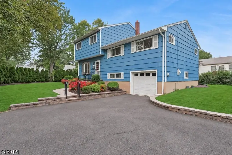 143 S Martine Ave, Fanwood, NJ 07023 - #2