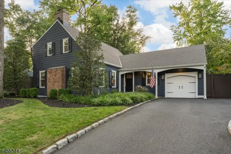 831 Stevens Ave, Westfield, NJ 07090 - #2