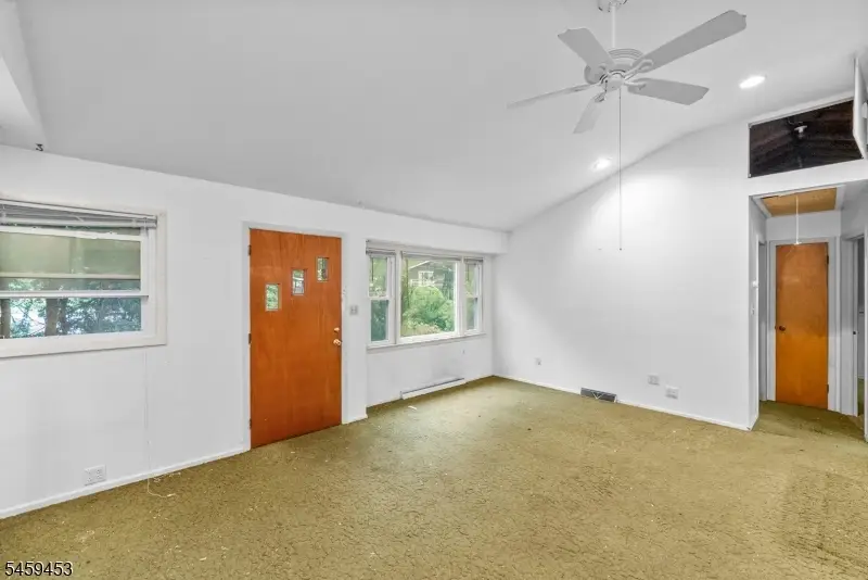 5 Black Oak Dr, Vernon, NJ 07462 - #3