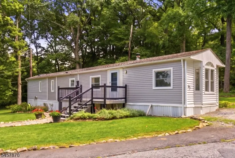 65 Sherwood Park, Long Valley, NJ 07853 - #2