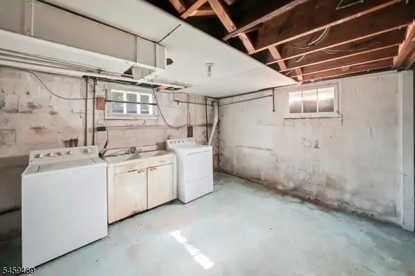 109 W Hanover Ave, Morris Plains Boro, NJ 07950