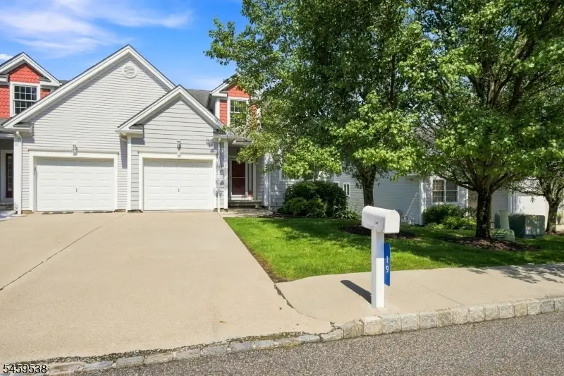19 Fairchild Ln, Wantage, NJ 07461 - #1