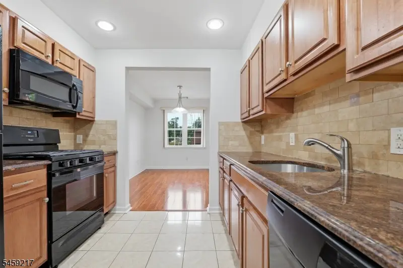 191 Sierra Ct #191, Woodbridge, NJ 07095 - #3
