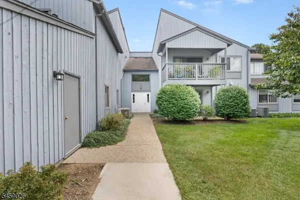228 Drake Ln #228, Roxbury Twp., NJ 07852