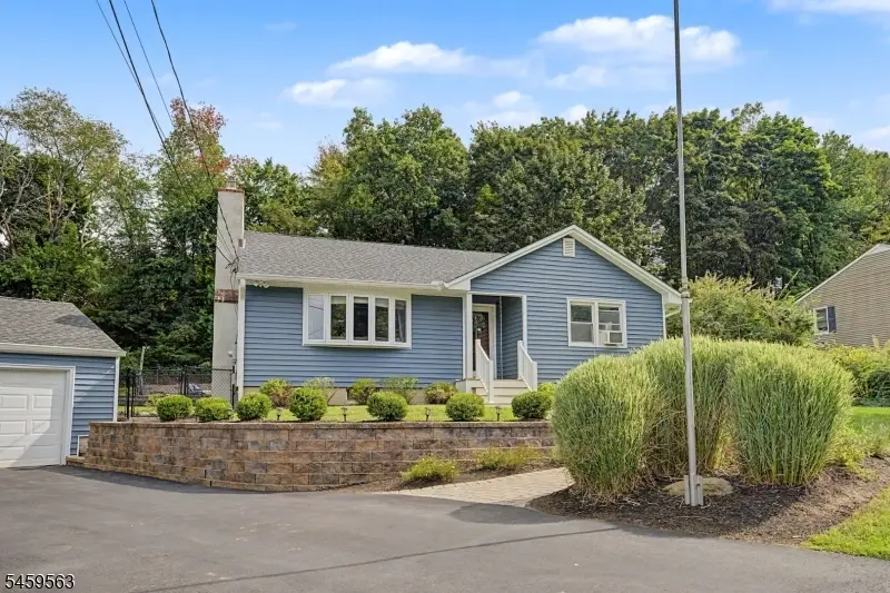 3 Linda Ln, Andover, NJ 07860 - #2