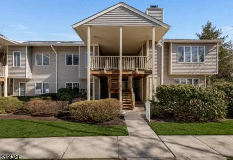 7 Westchester Ter, Clinton, NJ 08801 - #1