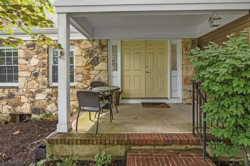 9 Northbridge Pl, Morris, NJ 07960 - #2