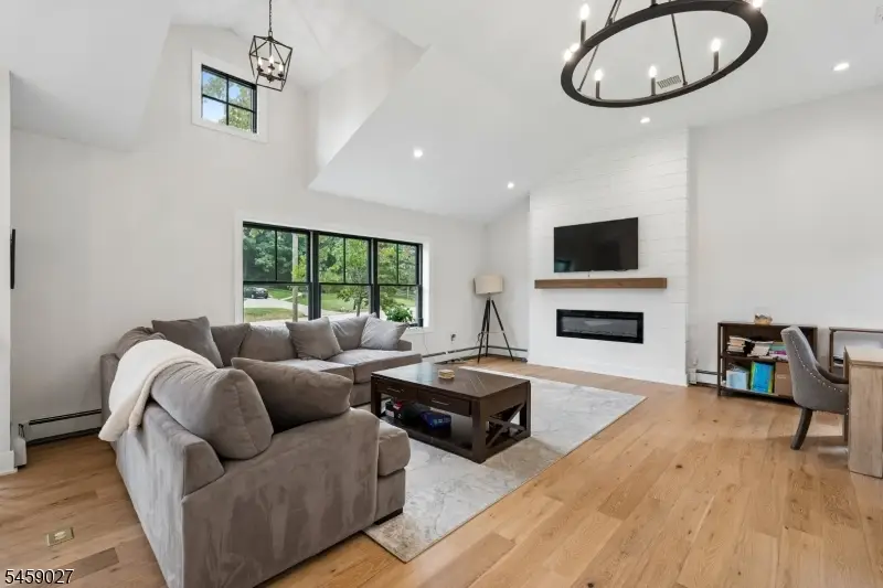 56 Brown Ave, Butler, NJ 07405 - #3