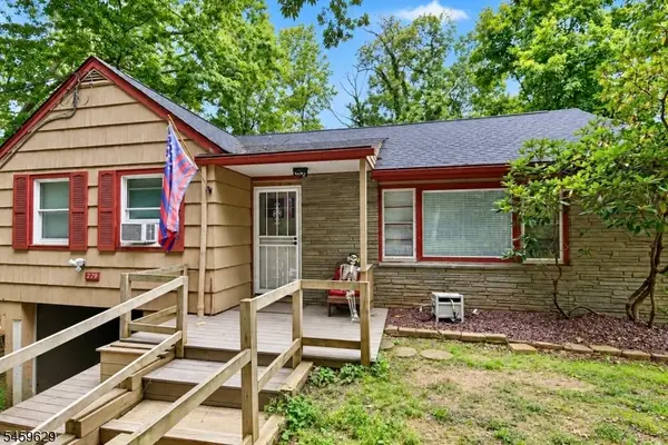 279 Prospect Point Rd, Jefferson Twp., NJ 07849