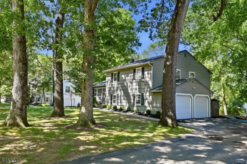 29 Cherry Hill Rd, Livingston, NJ 07039 - #2