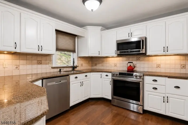 109 Valley View Trl, Lake Mohawk, NJ 07871 - #3