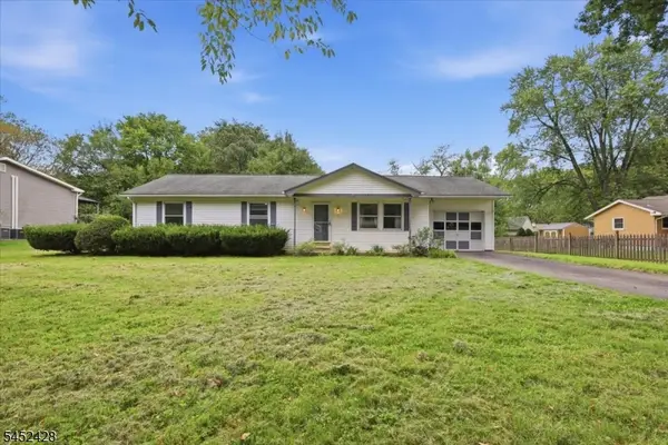 2 Warren Pl, Belvidere Twp., NJ 07823